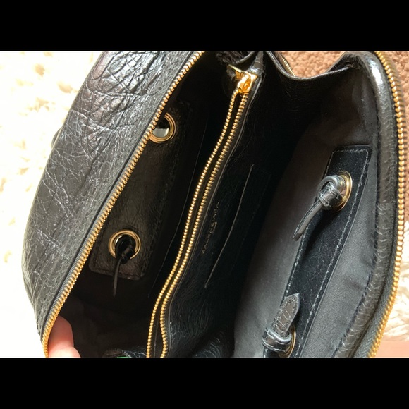 AUTHENTIC BALENCIAGA SQUARE BAG - Picture 8 of 8